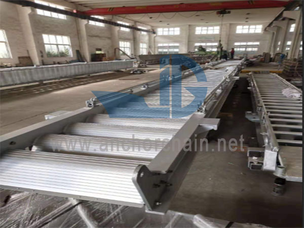 Escalera de alojamiento modular de aluminio