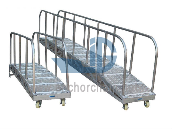 Escalera de muelle de aluminio (tipo curva)