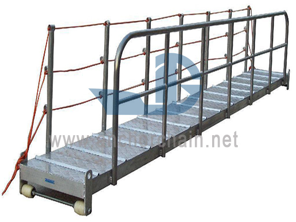Escalera de muelle de aluminio (tipo plano)