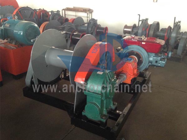 Cabrestante marino diesel
