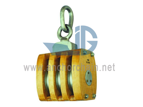 JIS F3426 Bloque de madera encuadernado interno del barco Triple con grillete