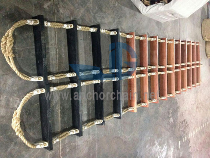 Escalera de cuerda de embarque marino