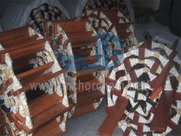 Escalera de cuerda marina